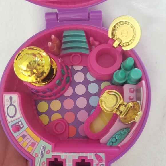 Shopkins Rare Lock Makeup Shop 💄 - Picture 5 of 10